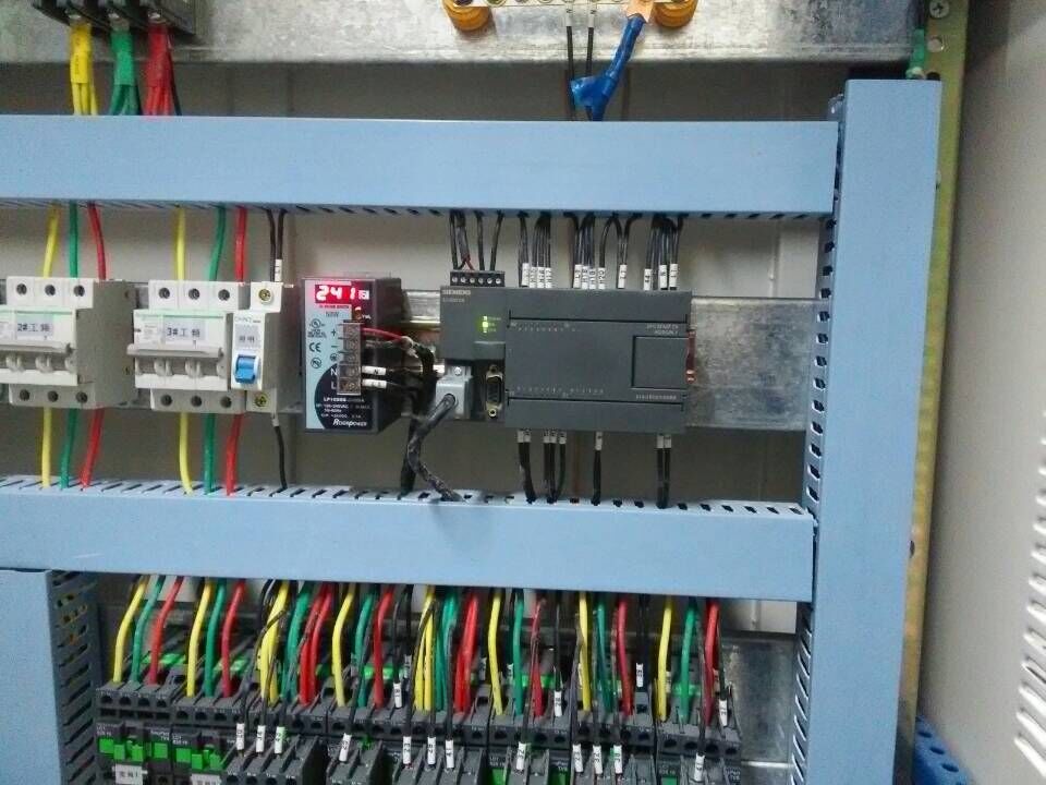 �o(w��)ؓ(f��)����ˮ�O(sh��)����·������O(sh��)Ӌ(j��)�ģ�